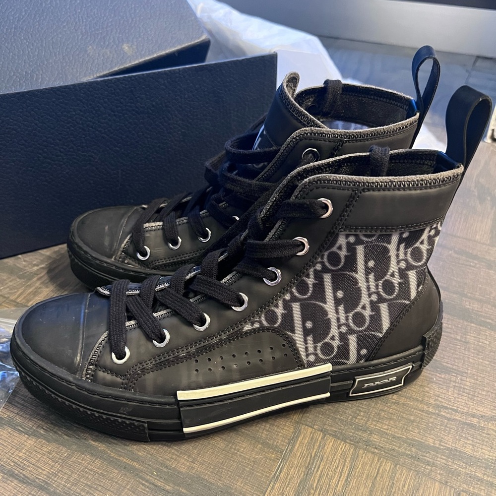 Dior B23 high top Oblique sneaker BLACK